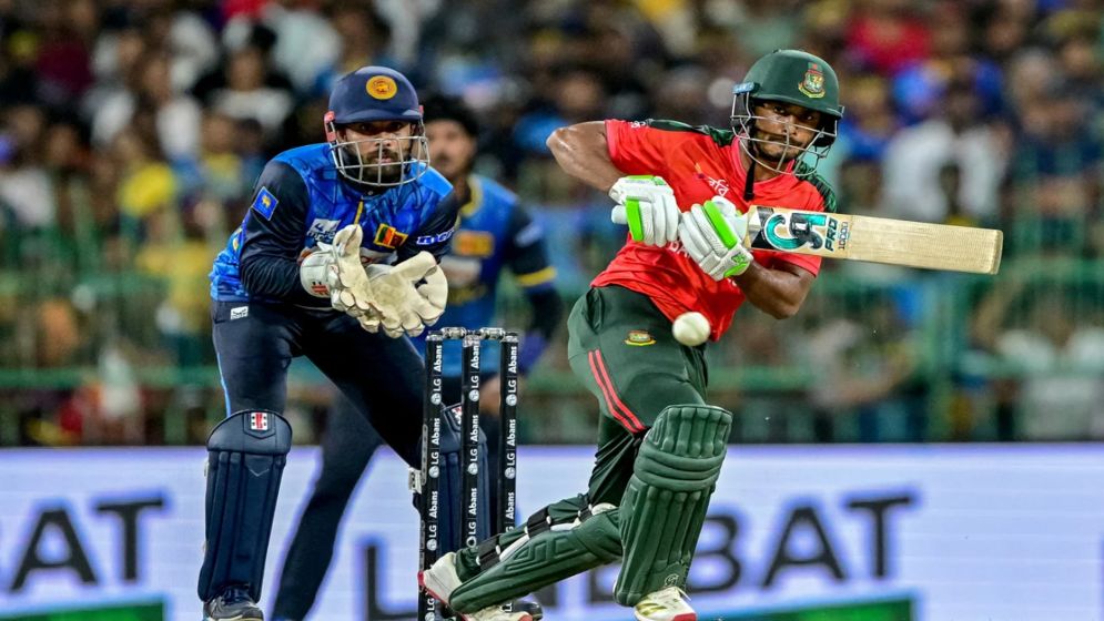 শ্রীলংকার বিপক্ষে টস হেরে ব্যাটিংয়ে বাংলাদেশ